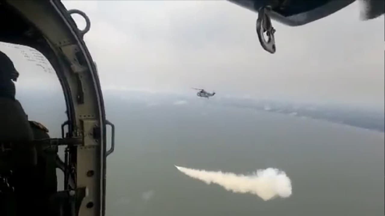 Indian Navy: नेवी की बढ़ेगी ताकत, नौ सेना ने किया पहली स्वदेशी पोत रोधी मिसाइल का सफल परीक्षण