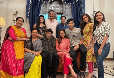 इस खास शख्स से मिलने Anupama के सेट पर पहुंचे Mithun Chakraborty, पूरी टीम को दिया सरप्राइज