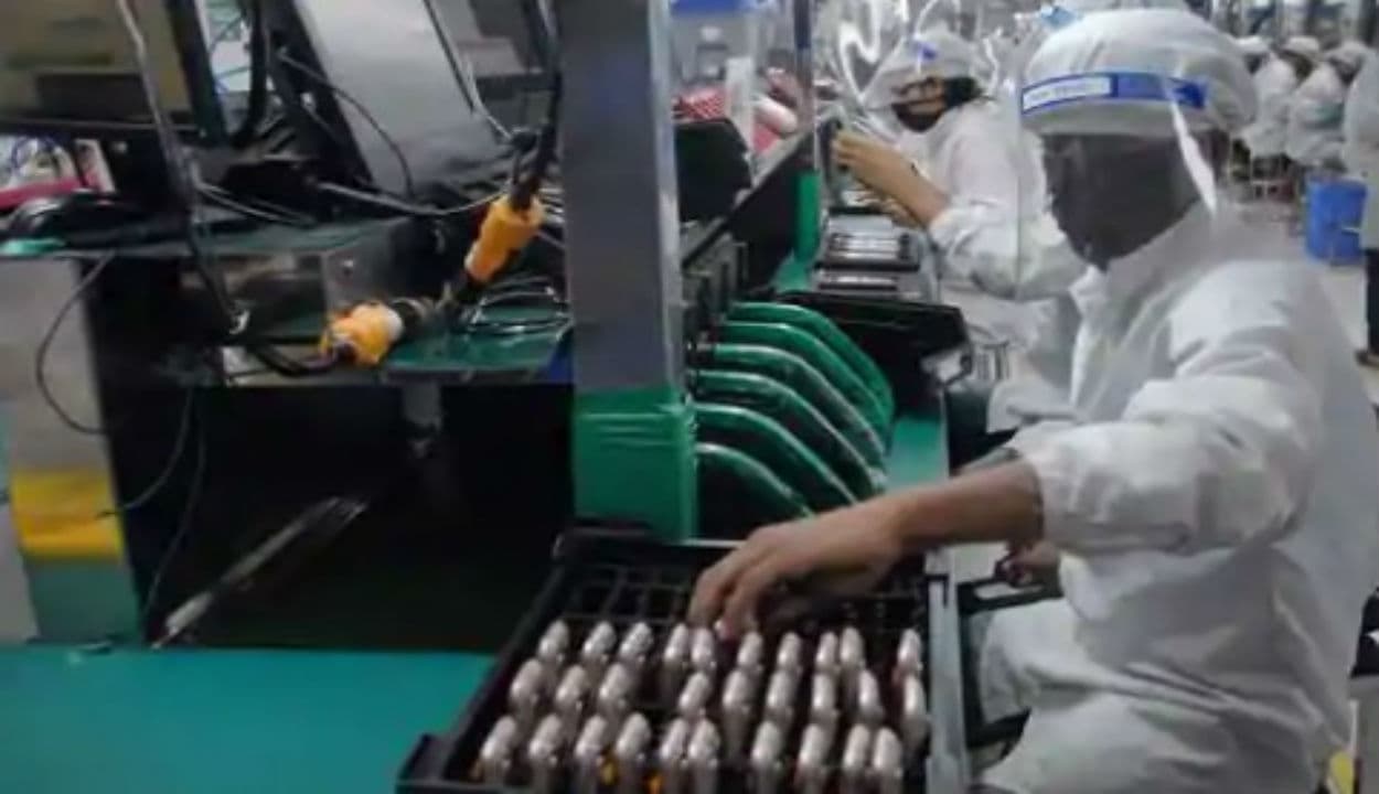 देश के 12 लाख लोगों को रोजगार देंगी मोबाइल कंपनियां, 3 लाख लोगों को सीधे मिलेगी नौकरी