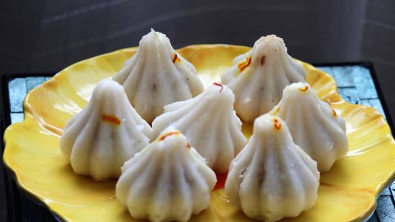 Benefits of Modak: बोन हेल्‍थ और मांसपेशियों के लिए फायदेमंद है खोये से बना मोदक, डिटेल जानें