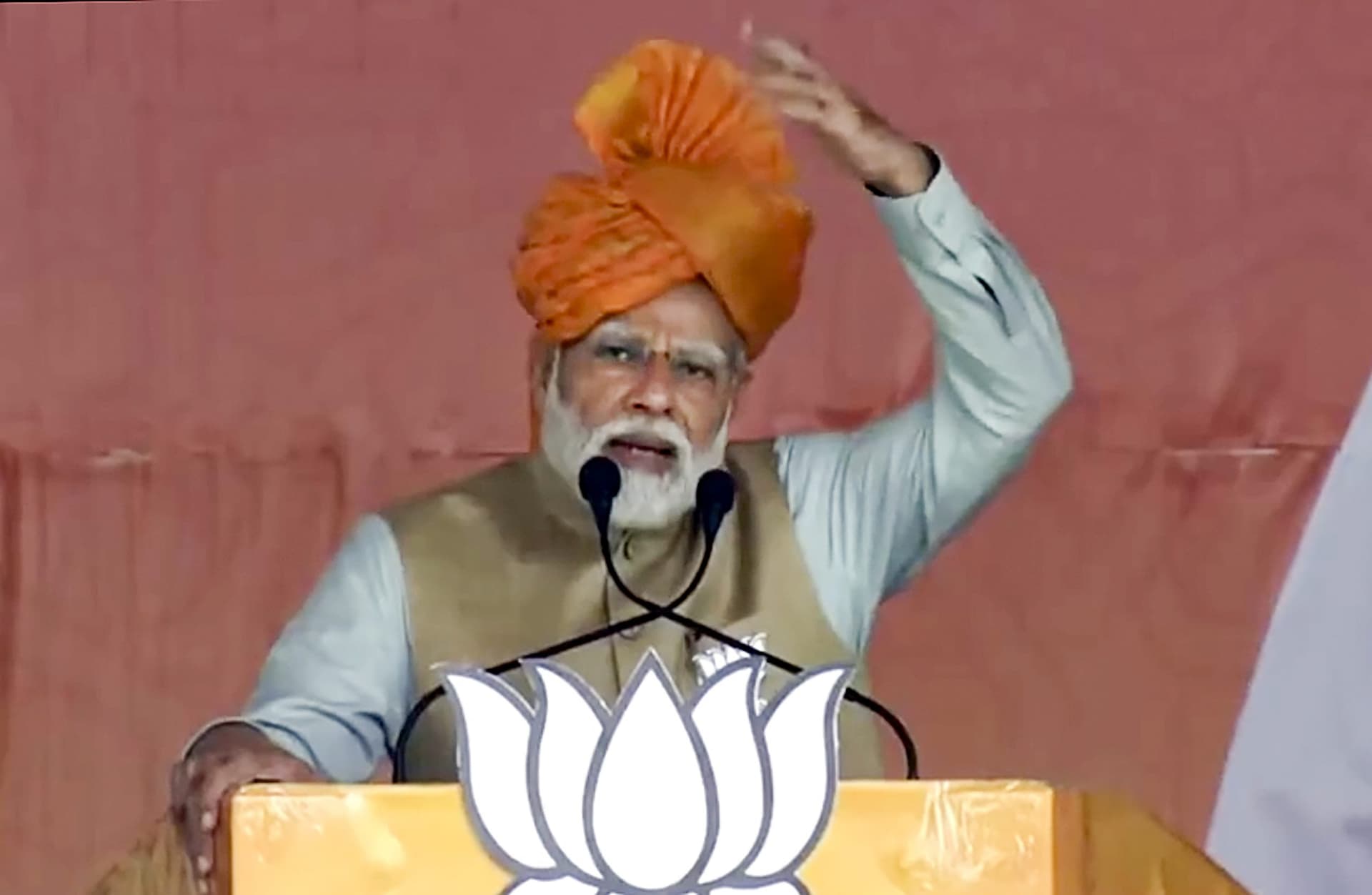 Rajasthan Election: पीएम मोदी की हुंकार, कहा- कांग्रेस में मंत्री, विधायक सब बेलगाम, जनता त्रस्त