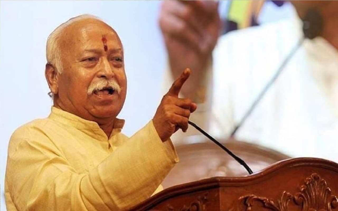 RSS चीफ मोहन भागवत को उमर अहमद इलियासी ने बताया ‘राष्ट्रपिता', मस्जिद में हुई 6 घंटे तक गुफ्तगू