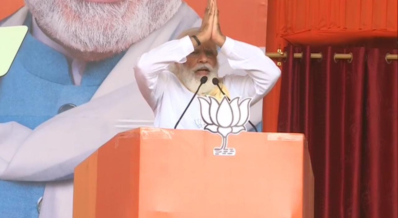 भोजपुरी में बोलकर PM मोदी ने क्यों किया पूर्वांचलियों को प्रणाम, पश्चिम पड़ रहा कमजोर तो BJP को पूरब से लगी आस