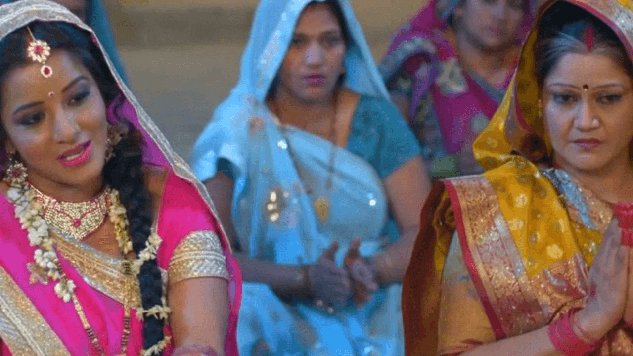 Karwa Chauth 2023: भोजपुरी के इन गानों के साथ मनाएं करवा चौथ, त्योहार पर लगेगा चार चांद, दिन भी बनेगा खास