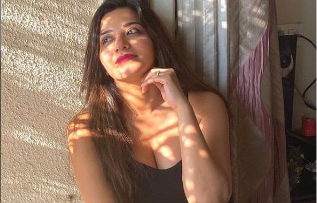 Monalisa का दिलकश अंदाज, इस Tiktok वीडियो से मचाया धमाल