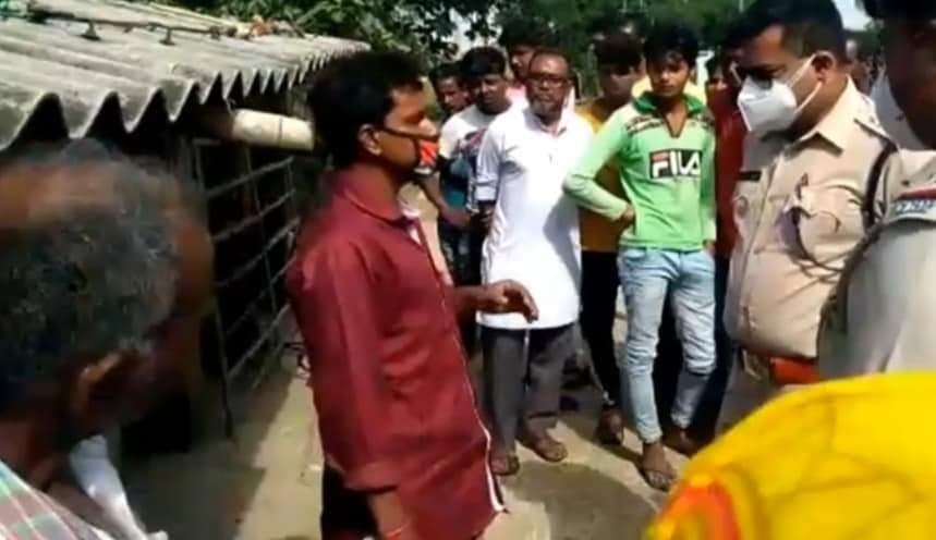 West Bengal News: संपत्ति विवाद में ससुर को कूचकर मार डाला, मंतेश्वर में सनसनी West Bengal News: संपत्ति विवाद में ससुर को कूचकर मार डाला, मंतेश्वर में सनसनी