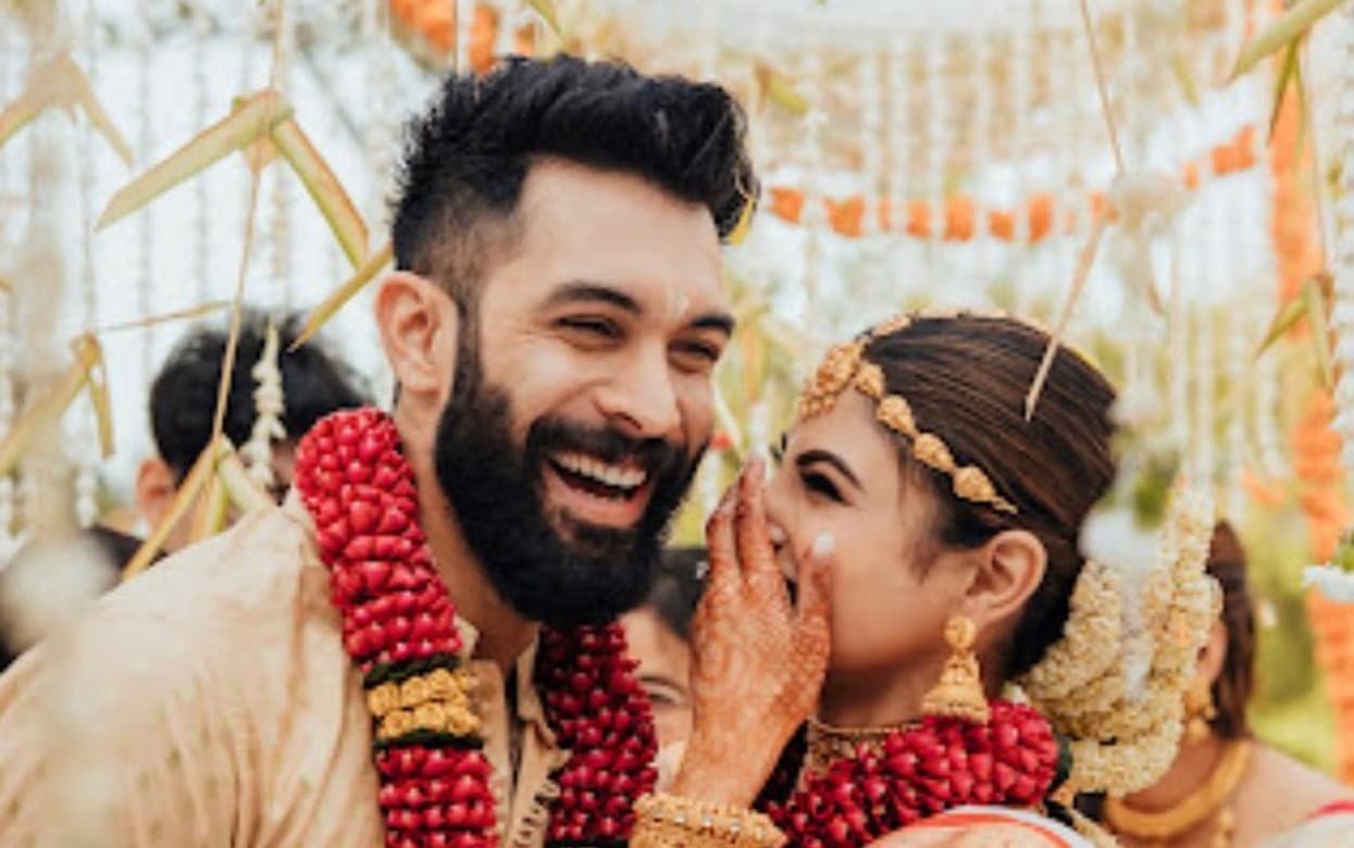 Mouni Roy Wedding: इस वेडिंग सीजन आप भी करने जा रही हैं साउथ इंडियन शादी,तो मौनी रॉय के लुक से लें आइडिया
