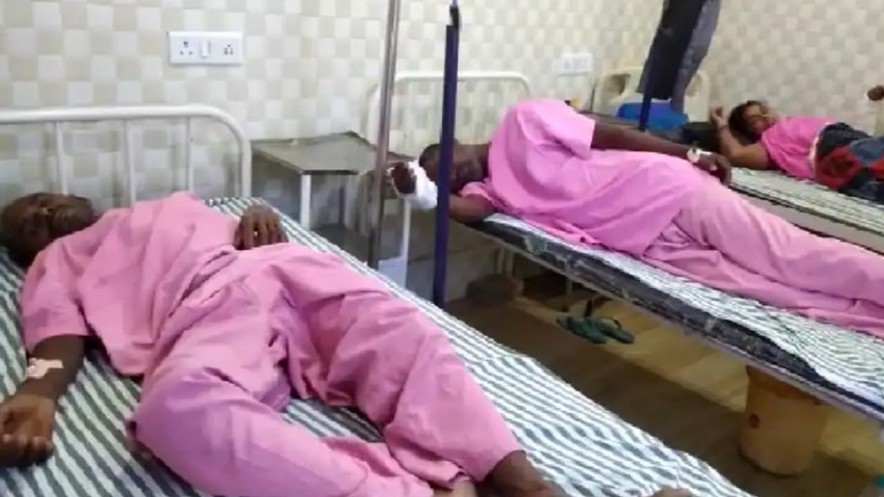 Motihari: गांव में विवाद हल करने के लिए बैठी थी पंचायत, पंचों के सामने ही पांच लोगों को चाकू से गोदा