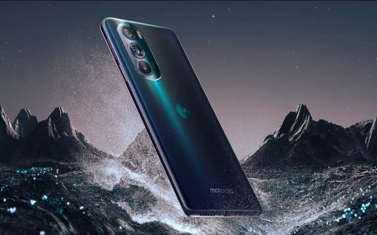 12GB तक रैम और Snapdragon 8 Gen 2 चिपसेट के साथ लॉन्च हुआ Moto X40 स्मार्टफोन