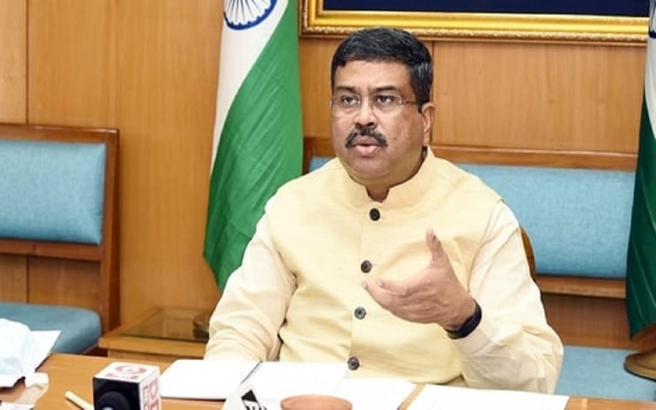 कैबिनेट ने भारत, ब्रिटेन, उत्तरी आयरलैंड के बीच शैक्षणिक योग्यता पर MoU को दी मंजूरी