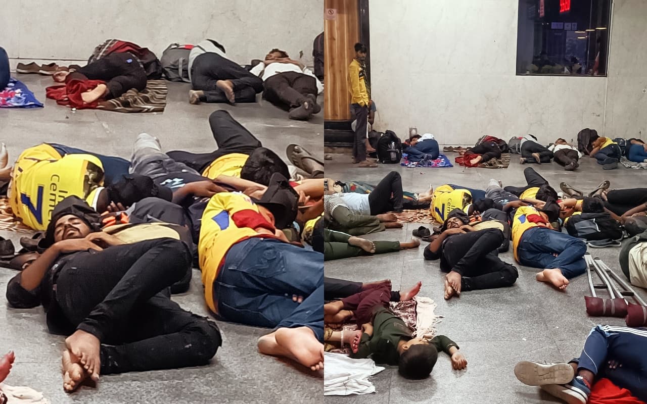 IPL 2023 Final: बारिश ने बिगाड़ा खेल, तो MS Dhoni के फैंस ने अहमदाबाद स्टेशन पर बिताई रात, फोटो वायरल