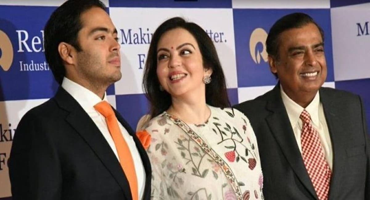 भारत छोड़ अब लंदन में रहेंगे मुकेश अंबानी, बकिंघम शायर में 300 एकड़ जमीन पर बनकर तैयार हो गया नया मकान!