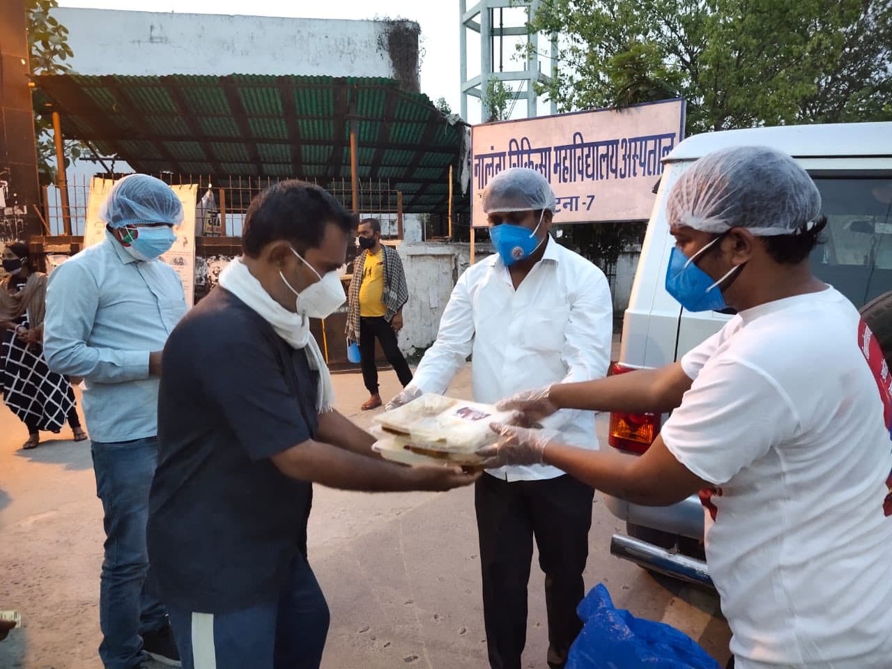 कोविड पीड़ित और परिजनों के भोजन के लिए वीआइपी अध्यक्ष मुकेश सहनी ने जारी किया हेल्प लाइन नंबर