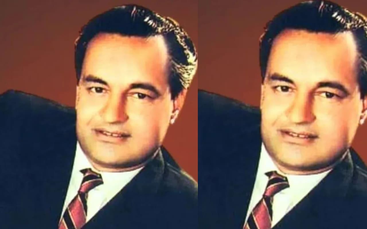 Mukesh Death Anniversary: एक प्यार का नगमा है से लेकर आवारा हूं तक, सुनें महान गायक मुकेश के ये 5 सदाबाहर गाने