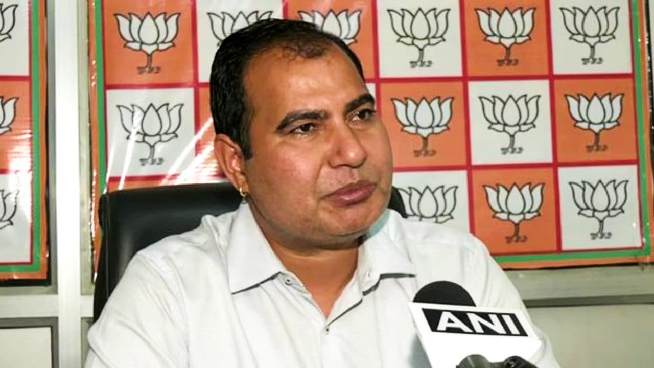 दिल्ली में फिर चलेगा बुलडोजर, इस बार शाहीनबाग, ओखला समेत इन इलाकों को किया जायेगा अतिक्रमणमुक्त