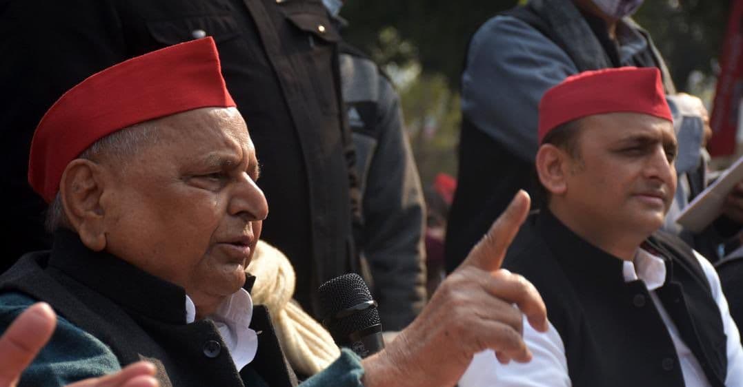 ‘जब नेताजी ही नहीं रहे तो मैं जीकर क्या करूंगा,’ मृतक के परिजनों से मिले अखिलेश, हर संभव मदद का दिया आश्वासन