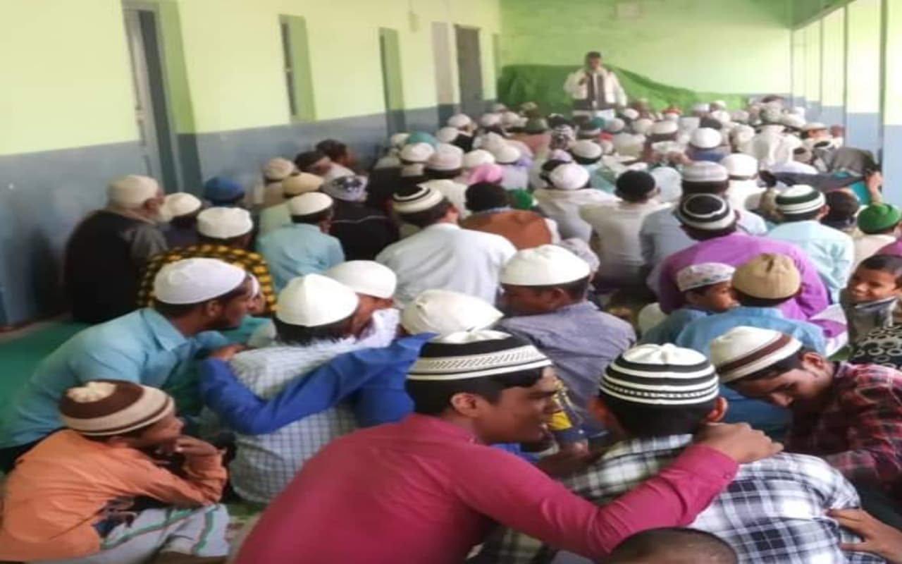 गढ़वा में मदरसे के मौलवी पर लगा नाबालिग बच्चों के साथ यौन शोषण का आरोप, FIR दर्ज