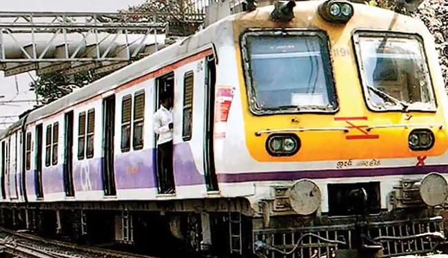 हावड़ा-बर्दवान कार्ड लाइन शाखा में 26 को नहीं चलेंगी लोकल ट्रेनें. 23 घंटे ट्रैफिक व पॉवर ब्लॉक रहेगा