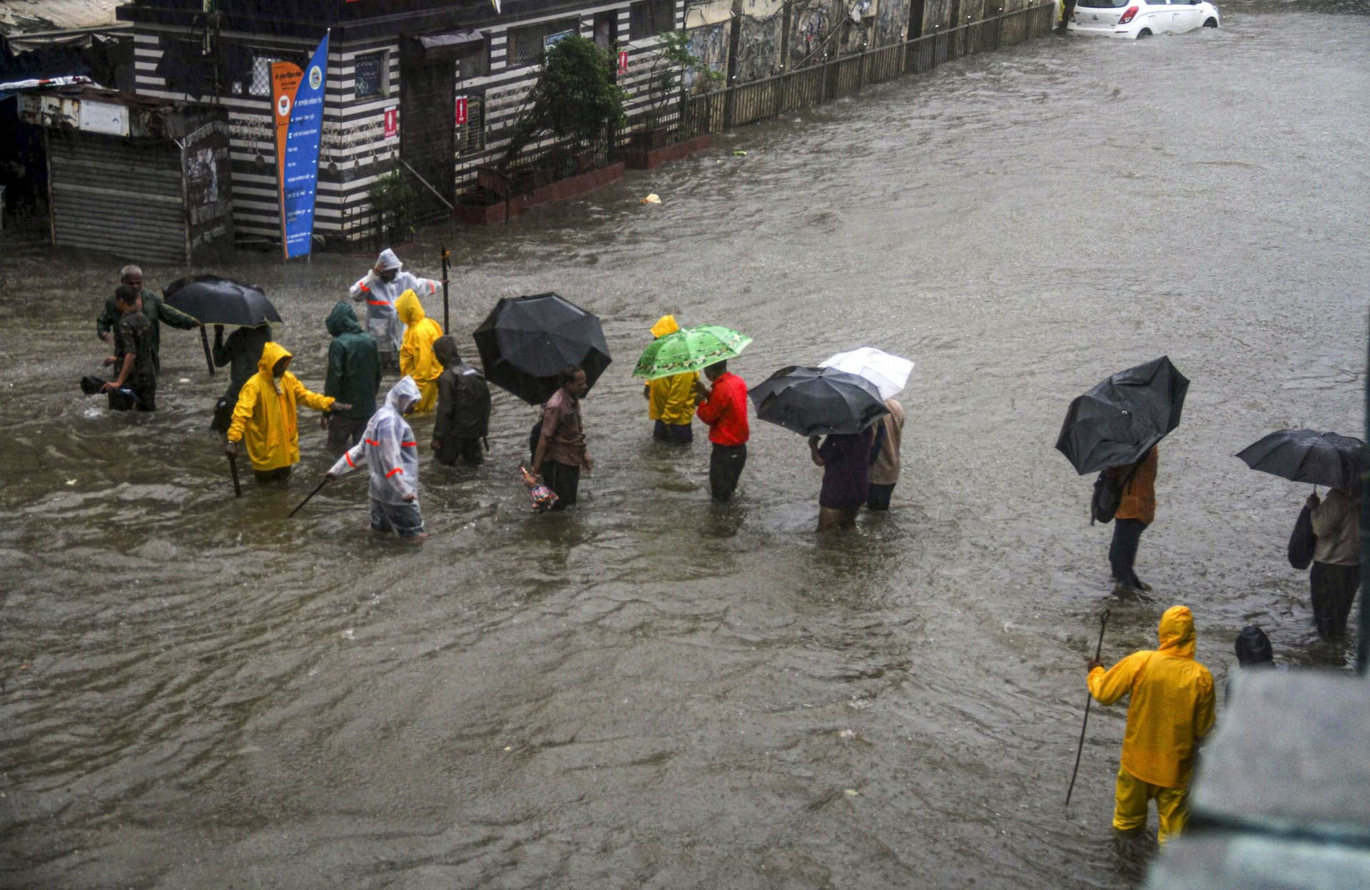 Maharashtra Weather : महाराष्ट्र में भारी बारिश का दौर जारी, विदर्भ से लेकर मुंबई भारी तक अलर्ट