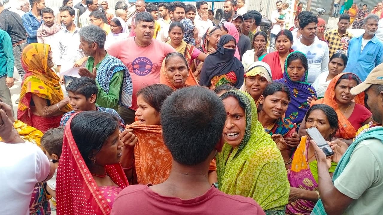 बिहार: मुंगेर में तेज रफ्तार ट्रक ने ऑटो में मारी टक्कर, दो लोगों की मौत, ट्रक ड्राइवर फरार