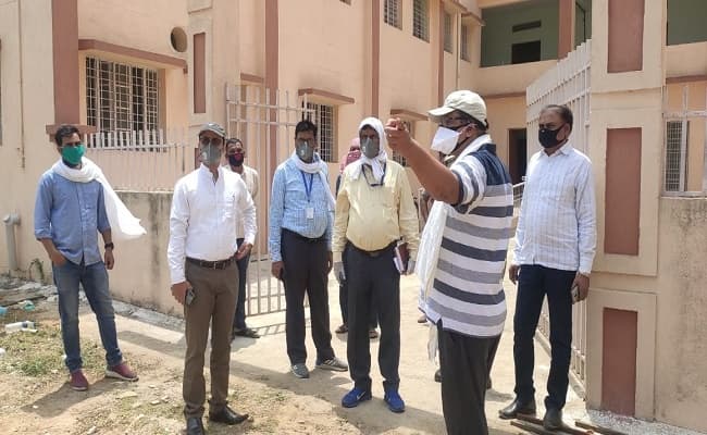 Bihar Covid-19 News Updates : मुंगेर में अब भी कोरोना पॉजिटिव 78 मरीज एक्टिव, कुल आंकड़ा पहुंचा 90 Bihar Covid-19 News Updates : मुंगेर में अब भी कोरोना पॉजिटिव 78 मरीज एक्टिव, कुल आंकड़ा पहुंचा 90