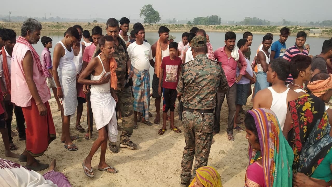 Bihar: मुंगेर के तालाब में तैरते लापता किशोर के शव की सुलझी गुत्थी, गांजा के विवाद में दोस्त ने ही ली जान