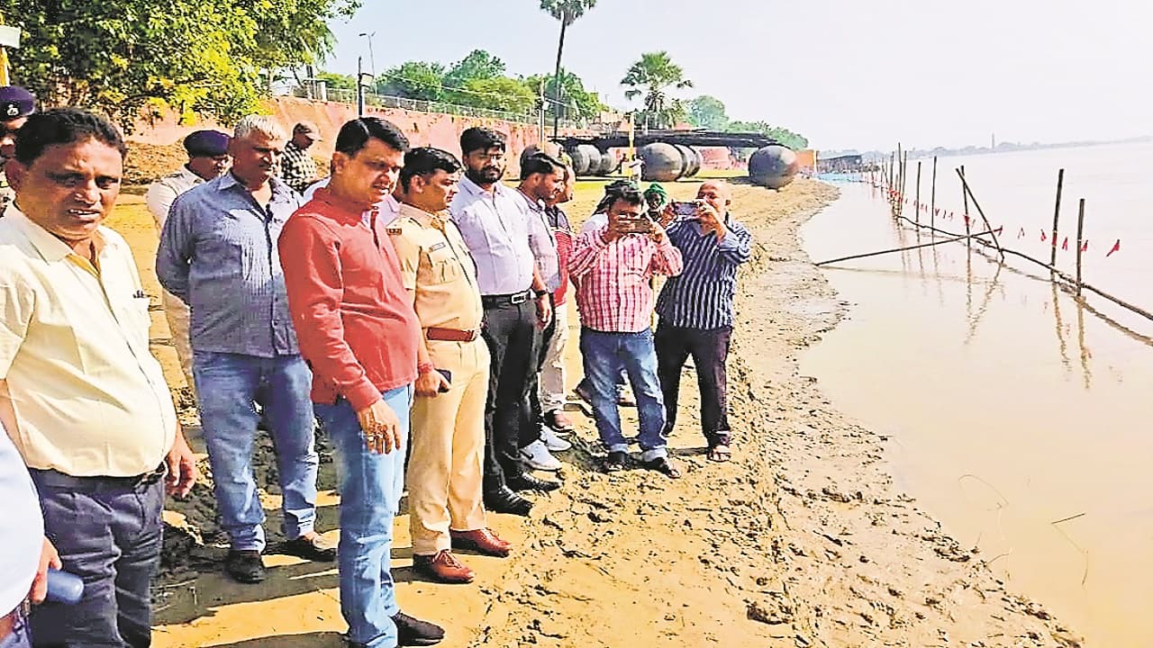 बिहार: छठ पूजा से पहले घाट का चौड़ीकरण, वाहनों के लिए पार्किंग तय, जानिए किन घाटों को किया गया खतरनाक घोषित