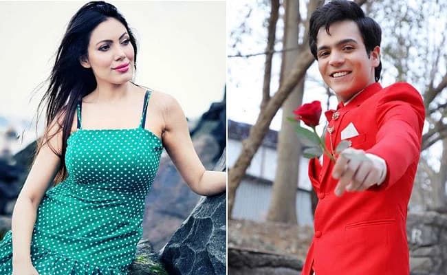 Taarak Mehta की बबीता जी के पोस्ट पर टप्पू ने किया ऐसा कमेंट, यूजर्स बोले- कुछ तो शर्म करो...