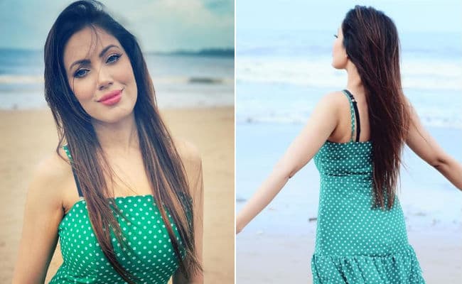 Taarak Mehta Ka Ooltah Chashmah : 'बबीता जी' की इन तसवीरों पर आया फैंस का दिल, कमेंट में लिखा- हर इश्‍क का वक्‍त...