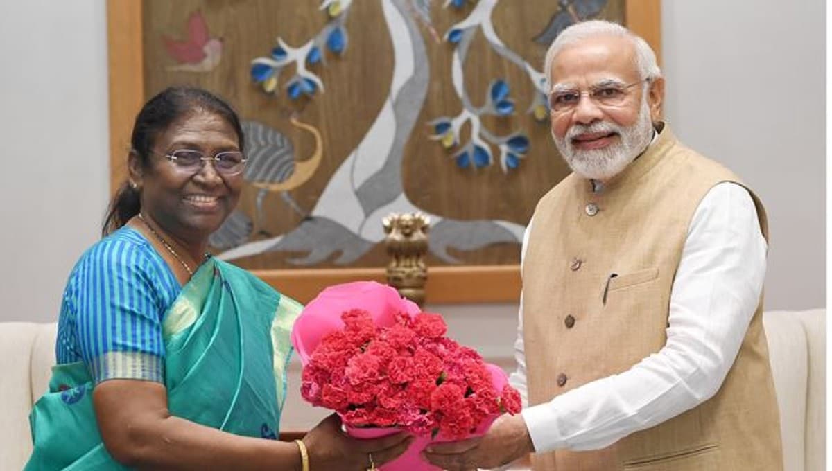 President Election: नामांकन करने निकलीं एनडीए उम्मीदवार द्रौपदी मुर्मू