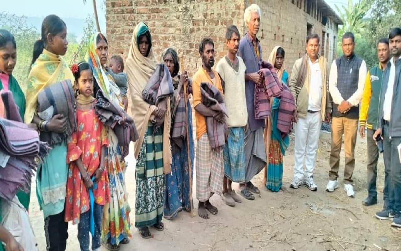 मुसहर परिवारों के चेहरे पर बिखरने लगी मुस्कान, वर्षों बाद बच्चे जा रहे स्कूल, योजनाओं का मिलने लगा है लाभ