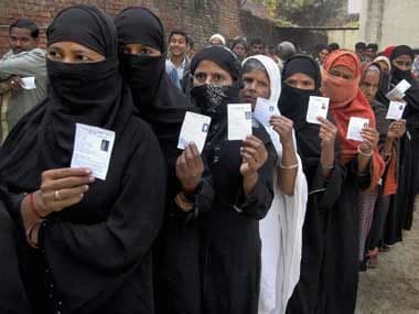 UP Election: मुस्लिम बहुल इलाकों में लगेंगे पर्दानशीं बूथ, 2022 विधानसभा चुनाव में आयोग का एक और प्रयोग