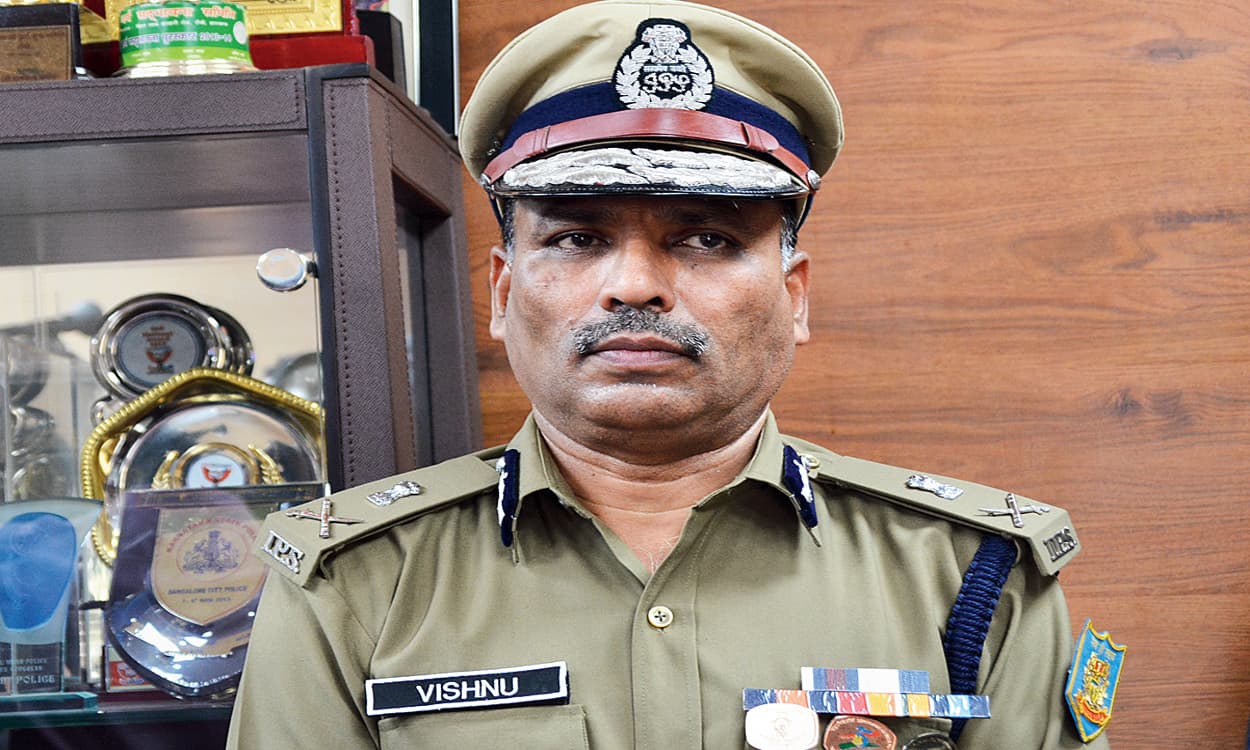 DGP Transfer Policy : झारखंड में इस उम्र के इंस्पेक्टर नहीं जायेंगे उग्रवादग्रस्त जिला, डीजीपी की ट्रांसफर नीति का झारखंड पुलिस एसोसिएशन ने किया विरोध