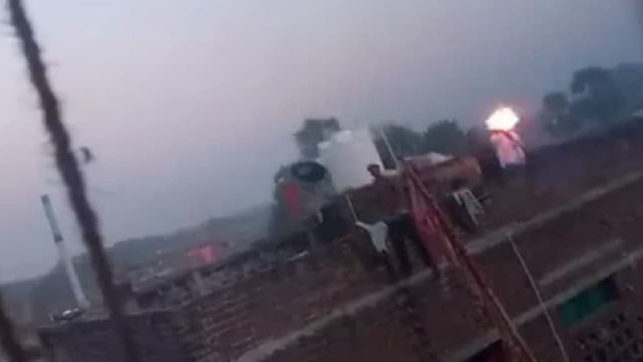 Video: नालंदा में दो गुटों में विवाद के बीच जमकर चली गोली, देखें वायरल वीडियो