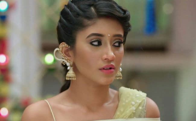 Yeh Rishta Kya Kehlata Hai Spoiler Alert :  इस वजह से कार्तिक से नाराज हुए मनीष, नायरा परेशान