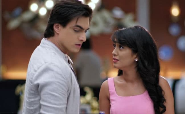 Yeh Rishta Kya Kehlata Hai Spoiler Alert : इस वजह से कार्तिक नायरा ने किया घर छोड़ने का फैसला