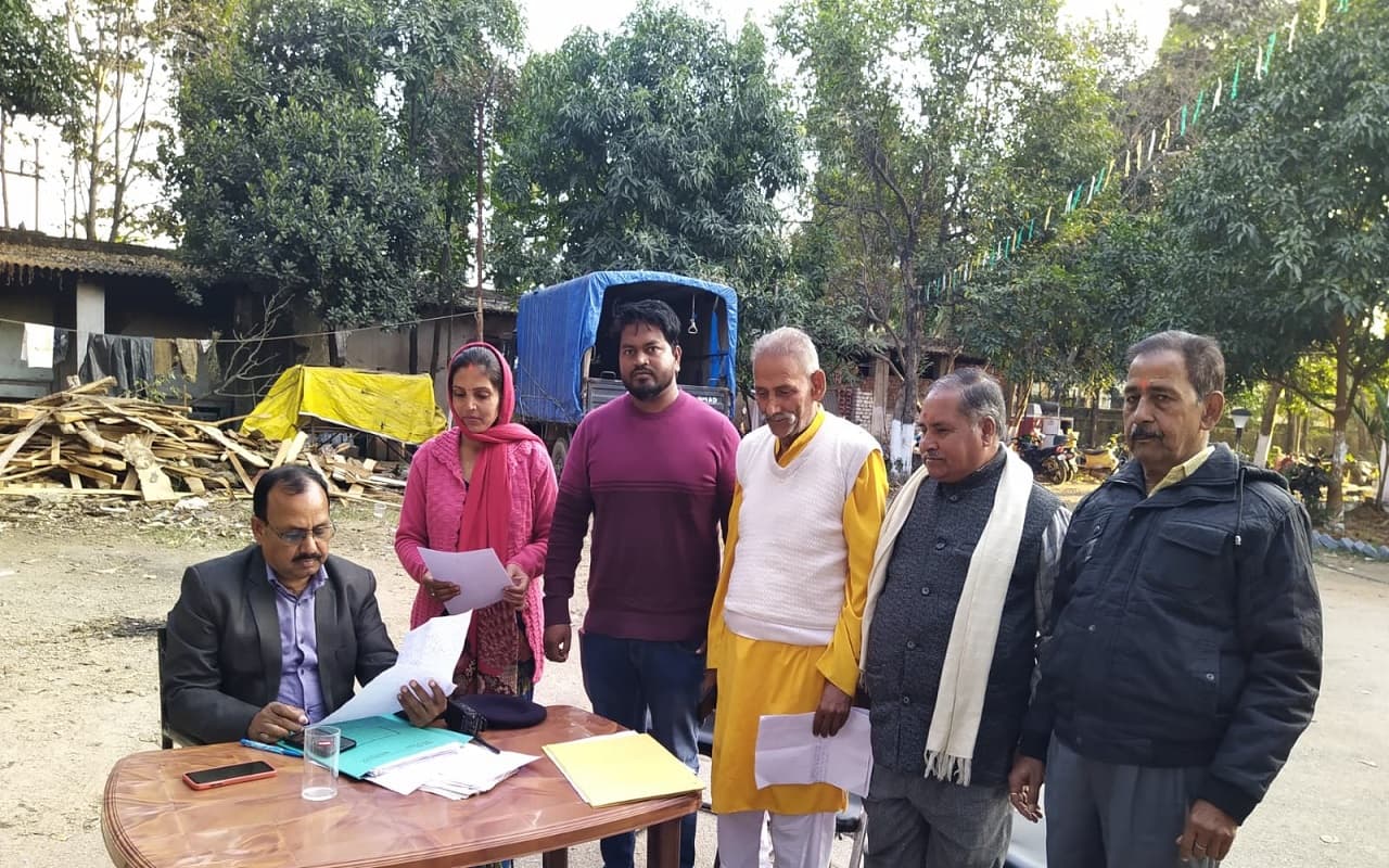 Jharkhand: रांची के नामकुम CO पर पंचायत समिति सदस्य ने लगाया दुर्व्यवहार का आरोप, सीओ ने कही ये बात