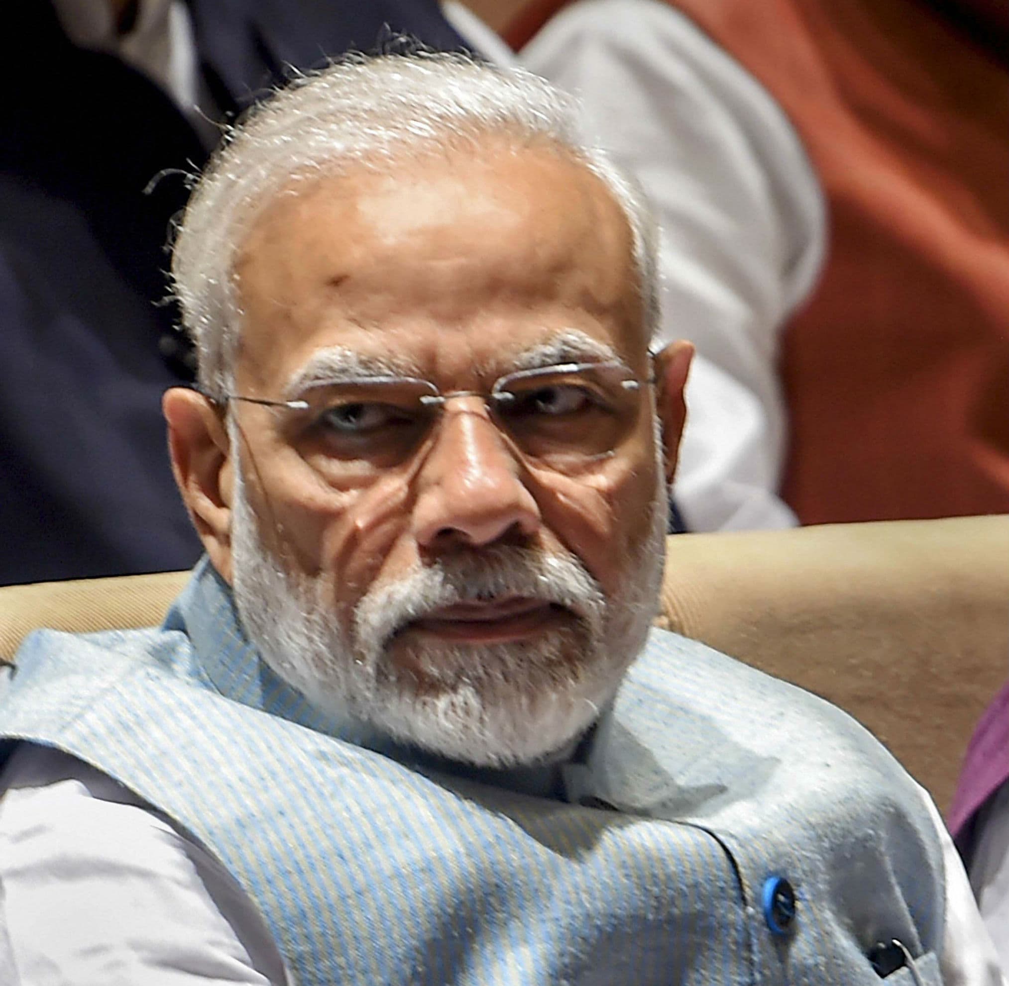 #SheInspiresUs : पीएम मोदी समाज को प्रेरित करने वाली महिलाओं को सौंपेगे अपने सोशल मीडिया अकाउंट