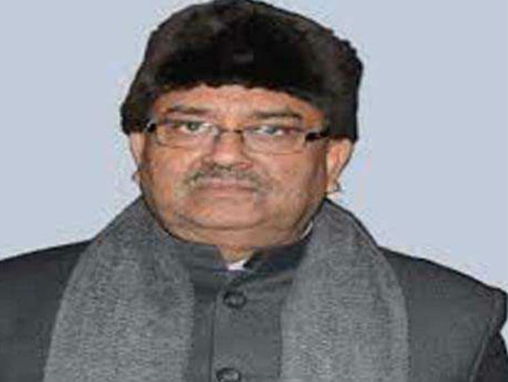 Bihar Election 2020: बेटे के लिए चुनाव प्रचार कर रहे पूर्व मंत्री गश खाकर गिरे, अस्पताल गए, जांच हुई, कोरोना पॉजिटिव निकले