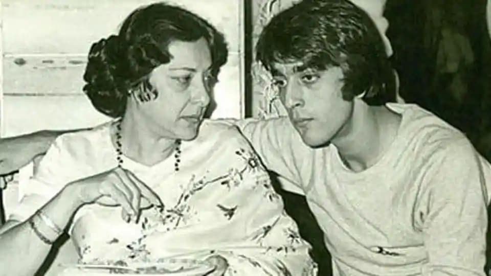जब Sanjay Dutt की मां Nargis को लगने लगा था कि बेटा कहीं गे तो नहीं, जानें क्या था पूरा मामला