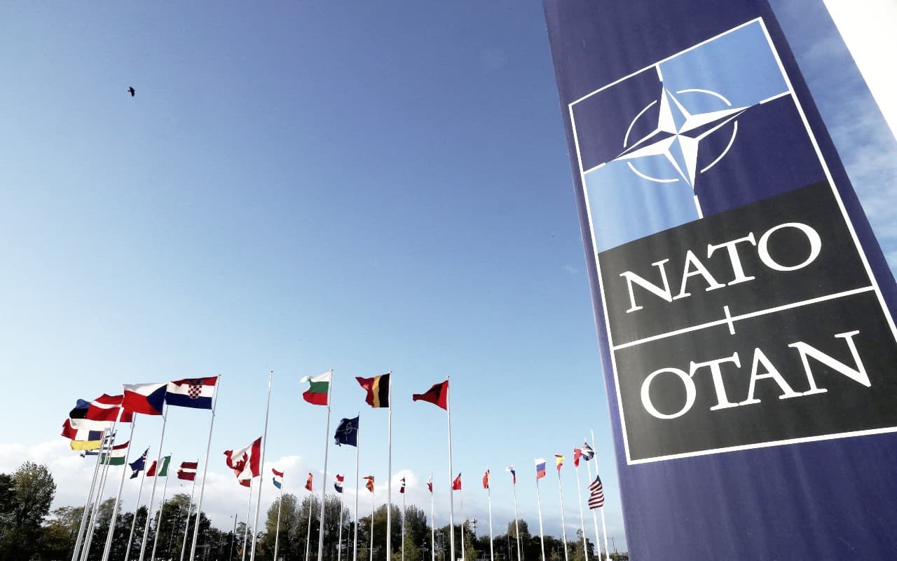 रूस को बड़ा झटका, NATO ने शामिल हुआ फिनलैंड