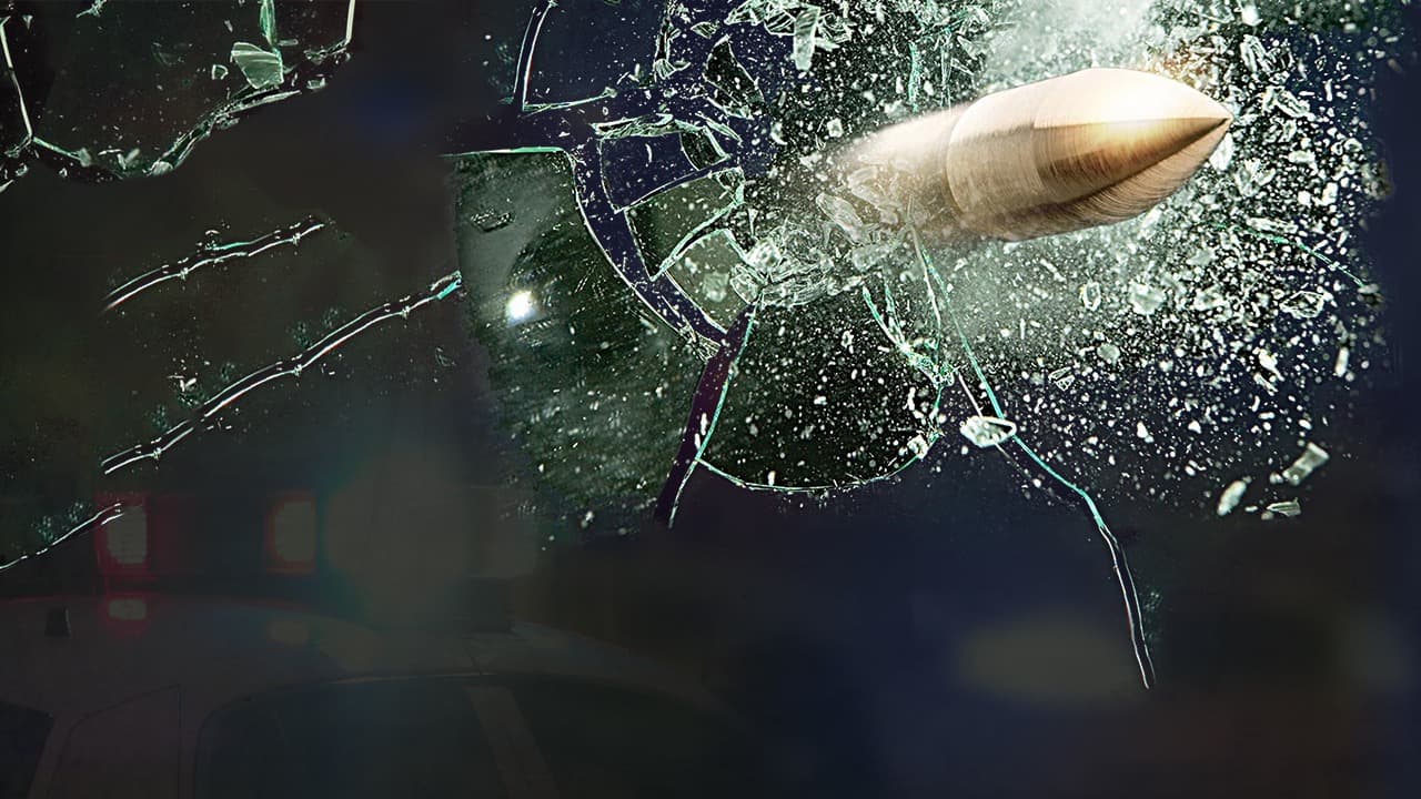 हापुड़ जिला कोर्ट में पेशी पर आए आरोपी की गोली मारकर हत्या, पुलिस के सामने 10 से 15 राउंड हुई फायरिंग