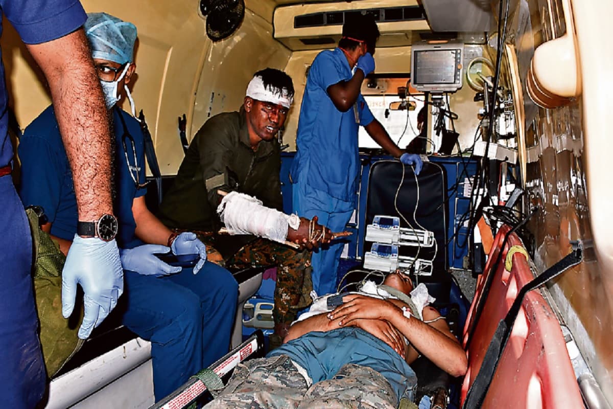 झारखंड में पुलिस नक्सलियों की मुठभेड़ में 6 जवान घायल, सभी मेडिका अस्पताल में भर्ती, DGP कर रहे मॉनिटरिंग