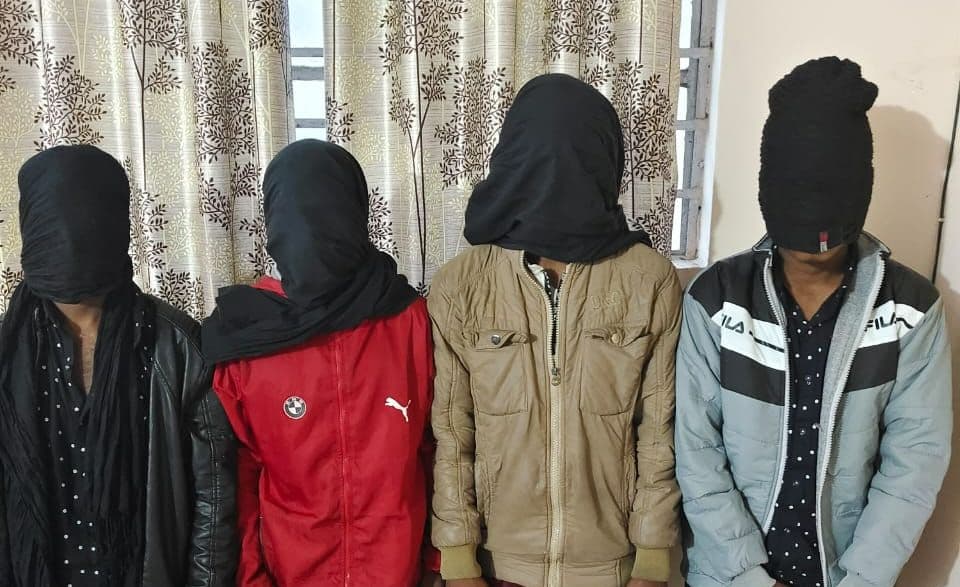 नये साल के पहले दिन नक्सलियों के खिलाफ बड़ी सफलता, लेवी वसूलने पहुंचे PLFI एरिया कमांडर समेत पांच अरेस्ट