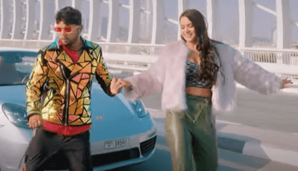 रिलीज होते ही सोशल मीडिया पर छाया नीलकमल सिंह और नीलम गिरी का नया सॉन्ग 'बुर्ज खलीफा', VIDEO VIRAL