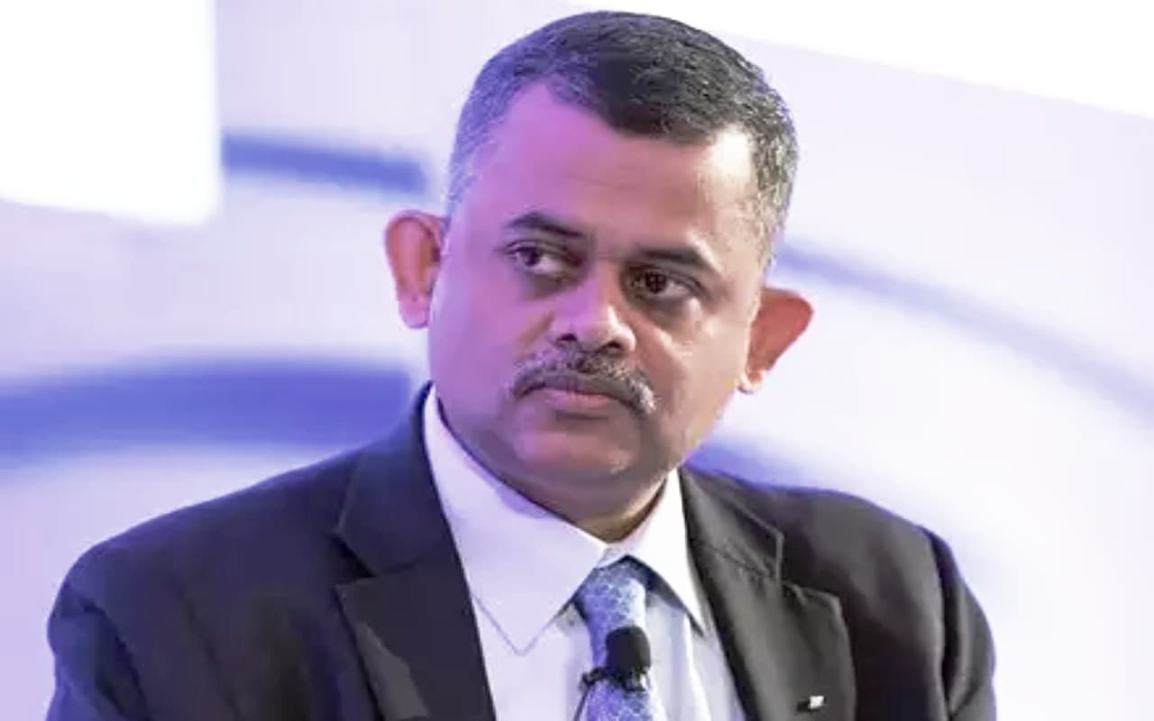 UIDAI: नीलकंठ मिश्रा बनाये गए यूआईडीएआई के पार्ट टाइम चेयरपर्सन, पढ़ें पूरी खबर