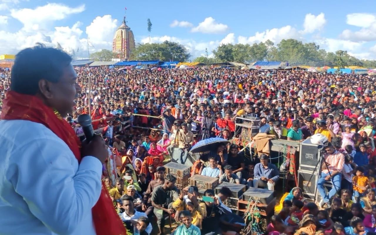 खूंटी के सोनमेर माता के दरबार में श्रद्धालुओं की उमड़ी भीड़, भक्तों की सभी मनोकामनाएं होती है पूरी