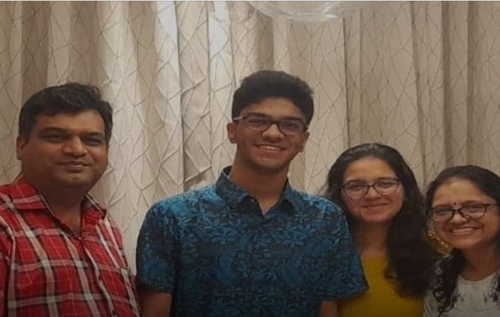 Bareilly: नीट में बरेली के ईशान ने किया यूपी टॉप, ऑल इंडिया में 34वीं रैंक, बताया- सफलता का मंत्र