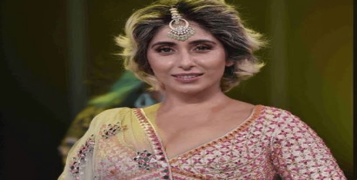 Bigg Boss OTT फेम नेहा भसीन के परिवार और पति आए ट्रोलर्स के निशाने पर, सिंगर ने पोस्ट लिख कह दी ये बड़ी बात