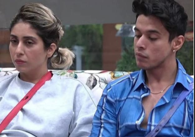 Bigg Boss 15: राकेश बापट को सामने देख रो पड़ी शमिता शेट्टी, नेहा भसीन ने प्रतीक को दी चेतावनी, VIDEO Bigg Boss 15: राकेश बापट को सामने देख रो पड़ी शमिता शेट्टी, नेहा भसीन ने प्रतीक को दी चेतावनी, VIDEO
